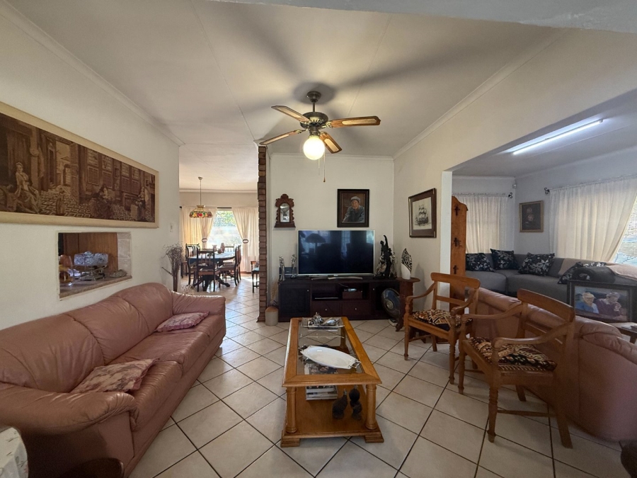 3 Bedroom Property for Sale in Ifafi North West